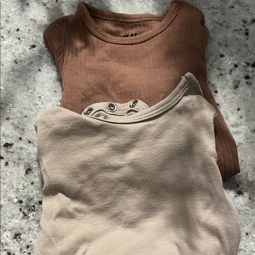 H&M Kids Long Sleeve Tees in Brown and Cream